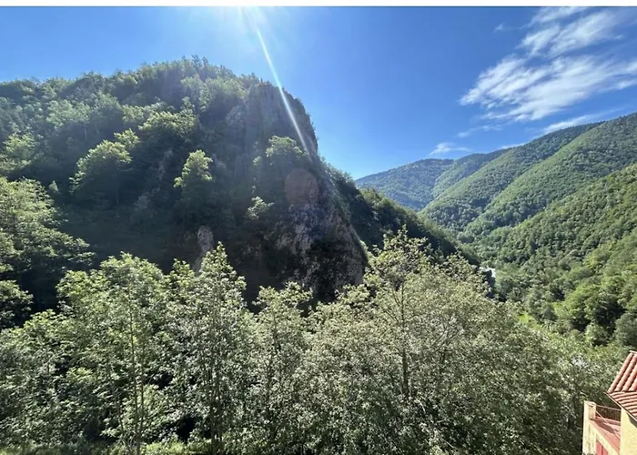 Refuge Nature Avec Vue Panoramique La Preste